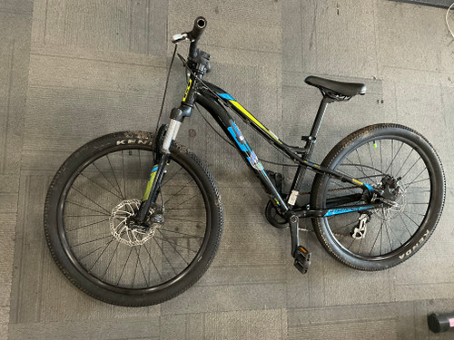 Vist Large View of Product Image Which is Used GT STOMPER Mountain Bike Boys Black 24"