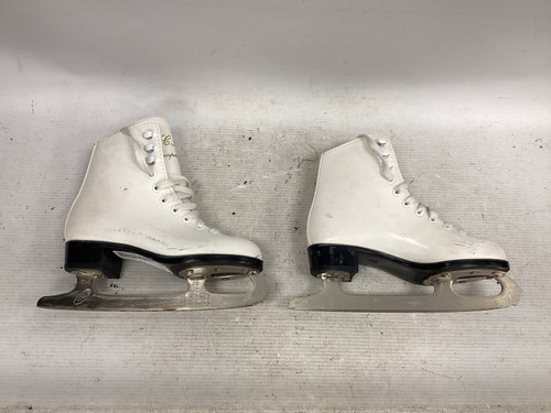 Vist Large View of Product Image Which is Used CCM COMPETITOR Girls Figure Skate White Youth 12.0