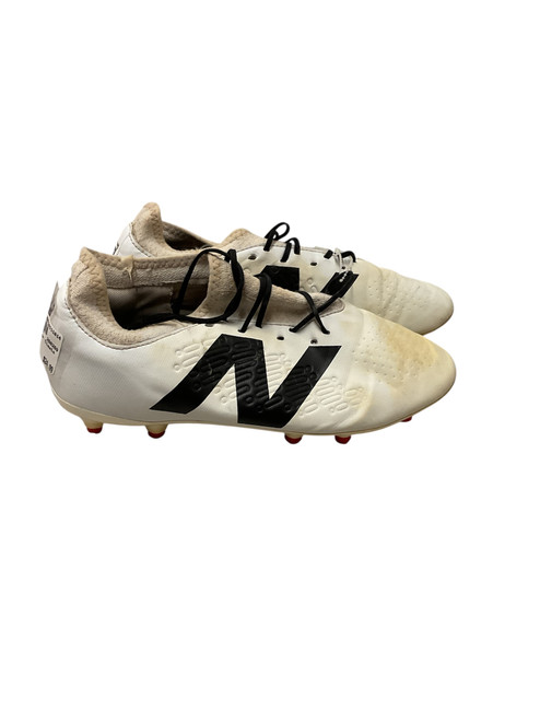 Vist Large View of Product Image Which is Used New Balance Soccer Cleats White Senior 9.5