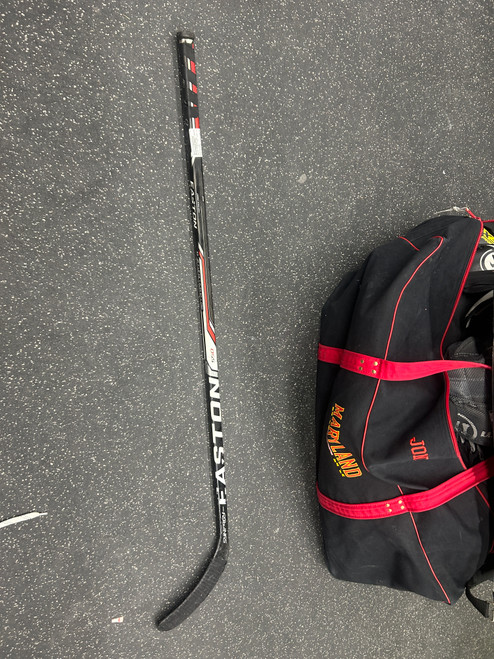 Vist Large View of Product Image Which is Used Easton SYNERGY 550 Junior One Piece Left 50 Flex
