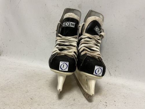Vist Large View of Product Image Which is Used CCM CHAMPION 90 Junior Hockey Skate Junior 01