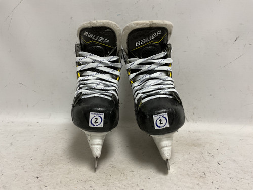 Vist Large View of Product Image Which is Used Bauer SUPREME M40 Junior Hockey Skate Junior 02
