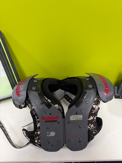 Vist Large View of Product Image Which is Used Riddell RECON FB Shoulder Pads None MD