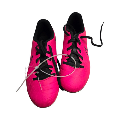 Vist Large View of Product Image Which is Used Nike Soccer Cleats Pink Junior 04