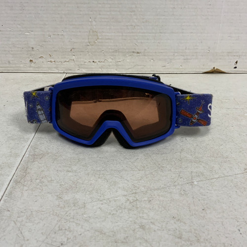 Vist Large View of Product Image Which is Used Smith Snow Goggles Youth Royal Blue