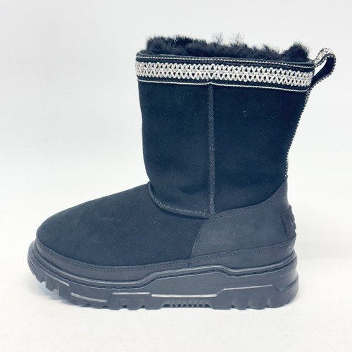 Vist Large View of Product Image Which is Used UGG Snow/Hunt/Hike Boots Y Black Junior 03