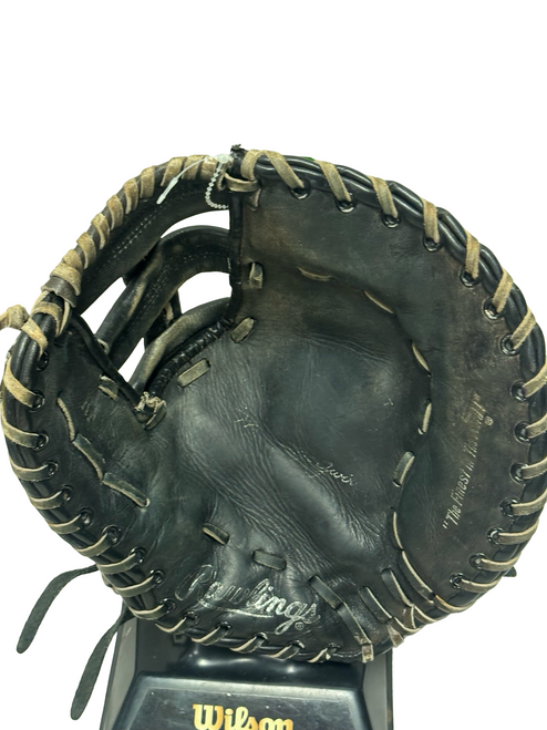 Vist Large View of Product Image Which is Used Rawlings RFM 37B Mark McGwire Youth Baseball First Base Mitt RH Throw Black 11.5"