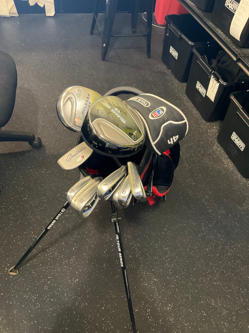 Vist Large View of Product Image Which is Used US Kids TOUR SERIES Jr Package Set RH Red 12 Piece