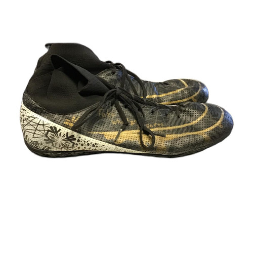 Vist Large View of Product Image Which is Used Daoquan Indoor Soccer Cleats Black Senior 14