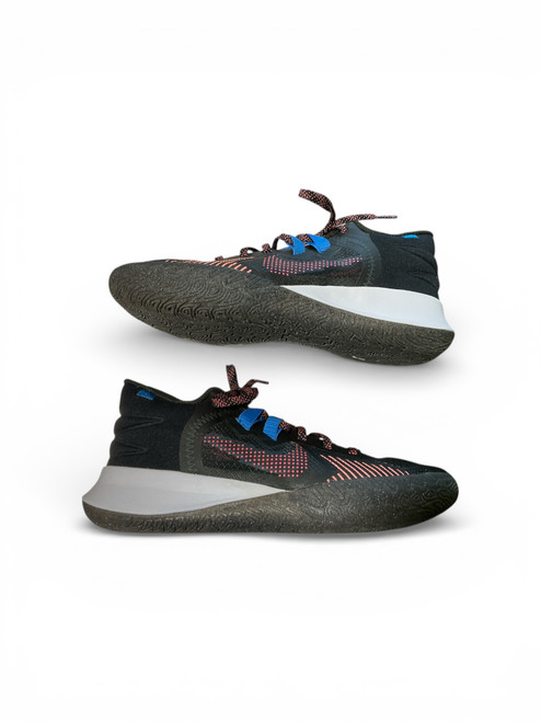 Vist Large View of Product Image Which is Used Nike KYRIE Basketball Shoes Black Senior 8.5