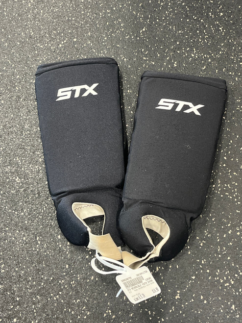 Vist Large View of Product Image Which is Used STX REVERSIBLE YOUTH SHINS FH Shin Guards Black 8 1/2"