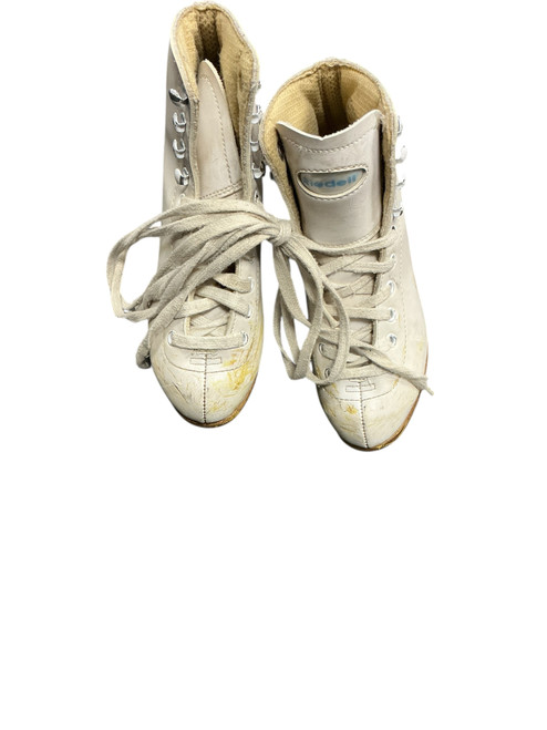 Vist Large View of Product Image Which is Used Riedell FIGURE SKATES Girls Figure Skate White Junior 01