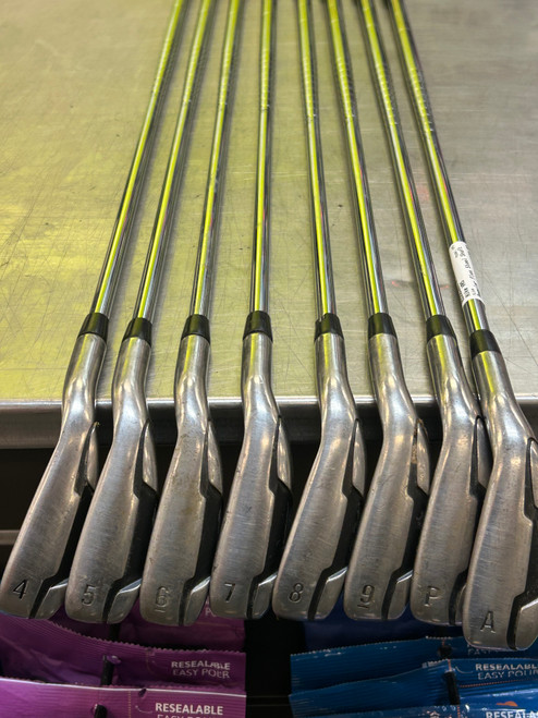 Vist Large View of Product Image Which is Used Nike VRS Mens Iron Set RH 4I-GW/AW