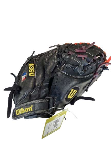 Vist Large View of Product Image Which is Used Wilson A360 BB/SB Catchers RH Throw Black 31 1/2"