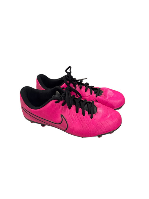 Vist Large View of Product Image Which is Used Nike Soccer Cleats Pink Junior 05