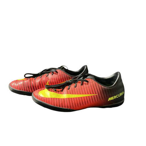 Vist Large View of Product Image Which is Used Nike Soccer Indoor Shoes Orange Junior 05