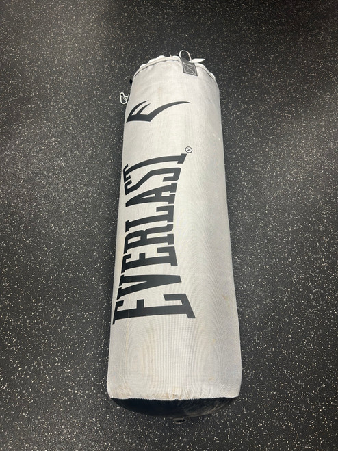 Vist Large View of Product Image Which is Used Everlast HEAVY BAG Boxing Heavy Bag Grey 70 lb