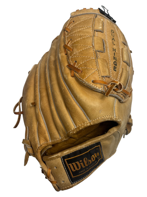 Vist Large View of Product Image Which is Used Wilson A2135 BB/SB Glove RH Throw None 12"