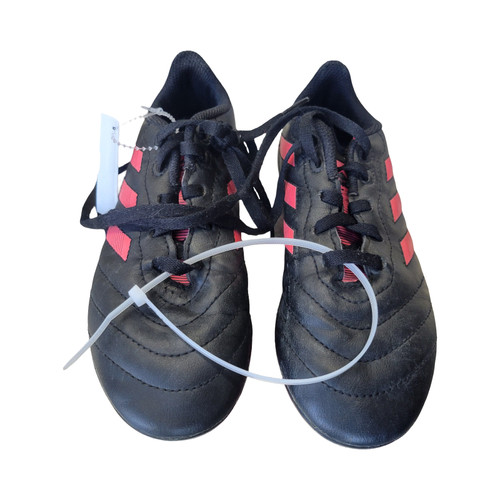 Vist Large View of Product Image Which is Used Adidas Soccer Cleats Black Junior 01