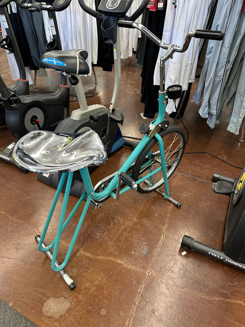 Vist Large View of Product Image Which is Used VITAMASTER Upright Bike