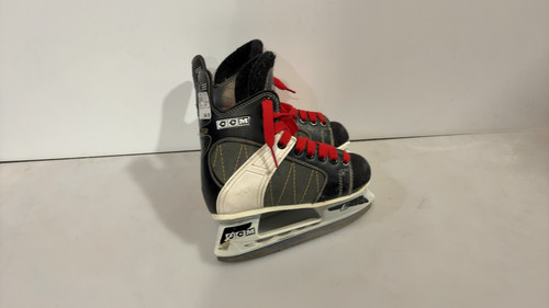 Vist Large View of Product Image Which is Used CCM INTRUDER 55 JR 1 SKT Junior Hockey Skate Junior 01