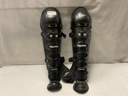 Vist Large View of Product Image Which is Used Diamond DLG UMP LITE 170 Umpire Leg Guards