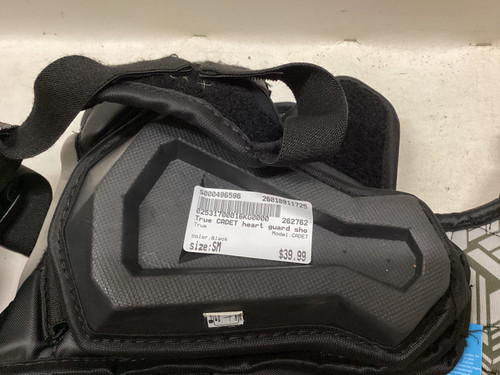 Vist Large View of Product Image Which is Used True CADET Lacrosse Shoulder Pads Black SM
