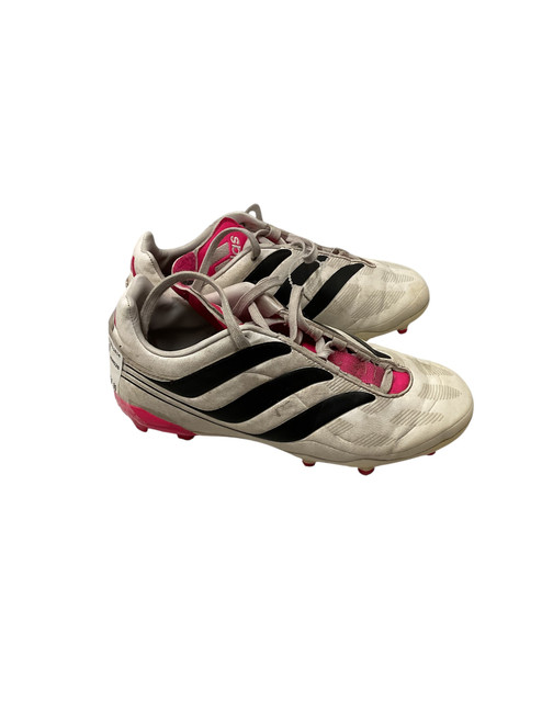 Vist Large View of Product Image Which is Used Adidas Soccer Cleats White Junior 01.5