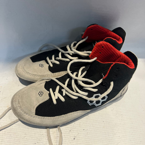 Vist Large View of Product Image Which is Used Wrestling Shoes Black Senior 5.5
