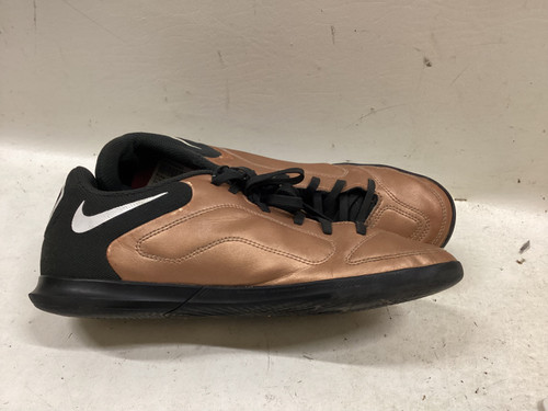 Vist Large View of Product Image Which is Used Nike Soccer Indoor Shoes Brown Senior 7