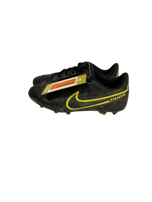 Vist Large View of Product Image Which is Used Nike Soccer Cleats Black Junior 03
