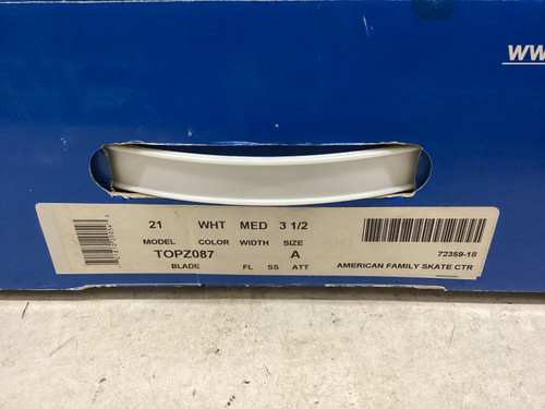 Vist Large View of Product Image Which is Used Riedell 21 Girls Figure Skate White Junior 01.5