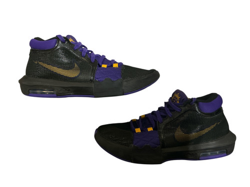 Vist Large View of Product Image Which is Used Nike Basketball Shoes M Purple Senior 10