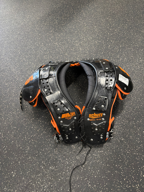 Vist Large View of Product Image Which is Used Schutt MID FLEX 3.0 JV PADS FB Shoulder Pads Black SM