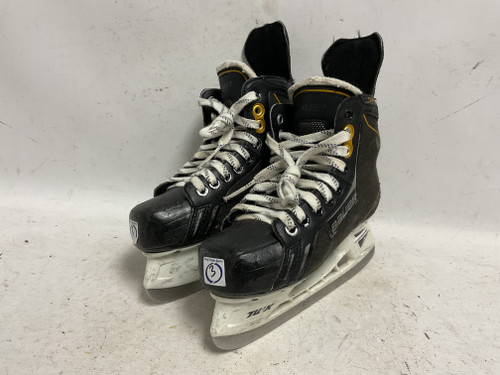 Vist Large View of Product Image Which is Used Bauer SUPREME ONE.5 Junior Hockey Skate Junior 03