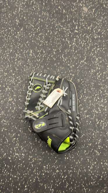 Vist Large View of Product Image Which is Used Franklin 22611 BB/SB Glove RH Throw Black 12"