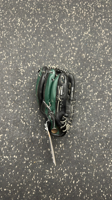 Vist Large View of Product Image Which is Used Rawlings BIG UNIT SMALL GLOVE BB/SB Glove LH Throw Black 6"