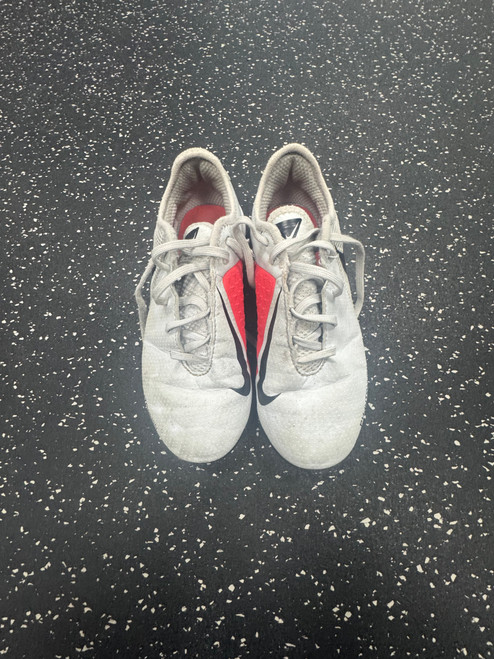 Vist Large View of Product Image Which is Used Nike PHANTOM VISION Soccer Indoor Shoes Grey Junior 01
