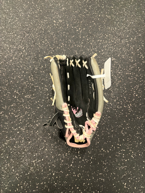 Vist Large View of Product Image Which is Used Rawlings WFP115 BB/SB Glove RH Throw Black 11 1/2"