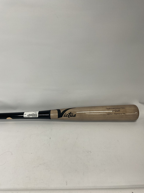 Vist Large View of Product Image Which is Used Victus BB/SB Other Bat 31"