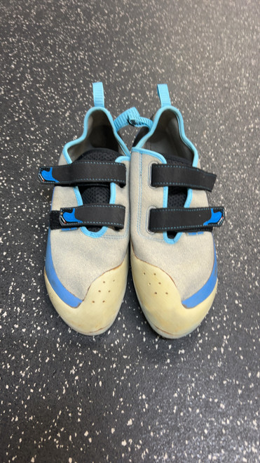 Vist Large View of Product Image Which is Used ClimbX Climbing Shoes Senior 12.5