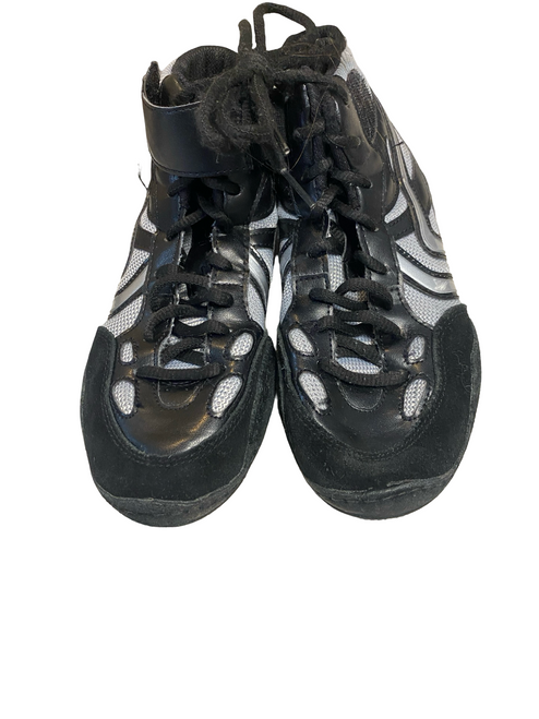 Vist Large View of Product Image Which is Used Matman Wrestling Shoes Black Junior 03