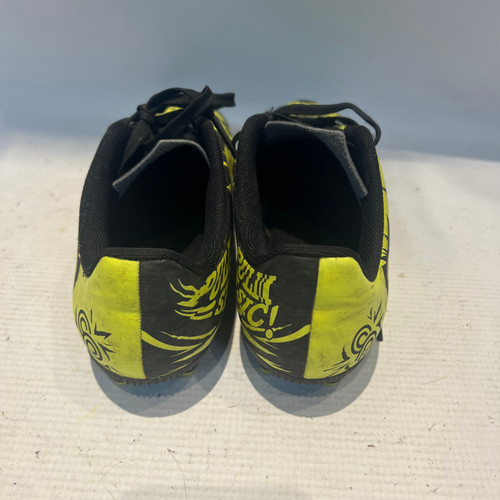 Vist Large View of Product Image Which is Used Puma PULISIC JR SZ 2 Soccer Cleats Black And Optic Yellow Junior 02