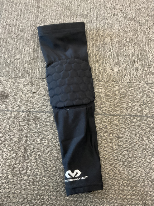 Vist Large View of Product Image Which is Used McDavid ARM SLEEVE Basketball Other Black SM