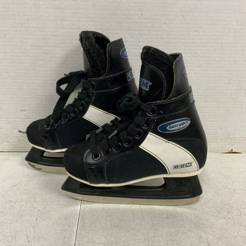 Vist Large View of Product Image Which is Used CCM INTRUDER Junior Hockey Skate Junior 02