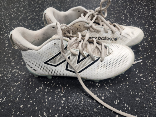 Vist Large View of Product Image Which is Used New Balance LAX Cleats Womens White Senior 4