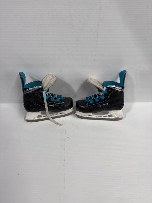 Vist Large View of Product Image Which is Used Bauer PRODIGY Youth Hockey Skate Youth 13.0