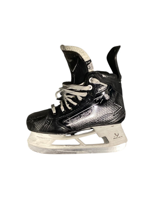 Vist Large View of Product Image Which is Used Bauer M50PRO Intermediate Hockey Skate Intermediate 4.5