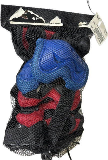 Vist Large View of Product Image Which is Used Inline Protective Set Red MD