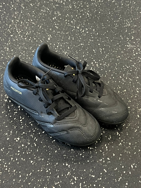 Vist Large View of Product Image Which is Used Adidas Soccer Cleats Black Junior 01.5